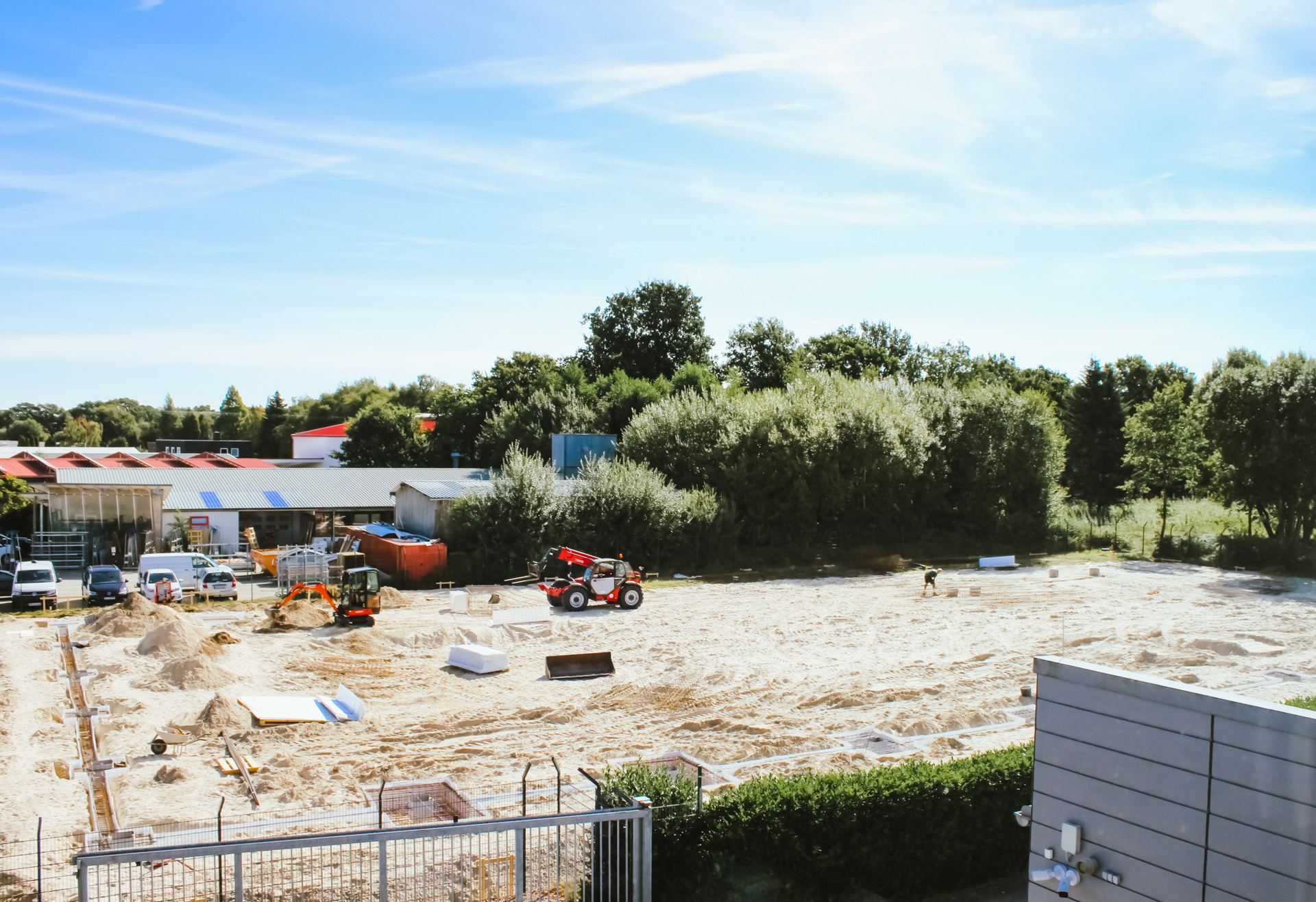 Laying the Foundation for the Construction of the New Warehouse Laying the Foundation for the Construction of the New Warehouse