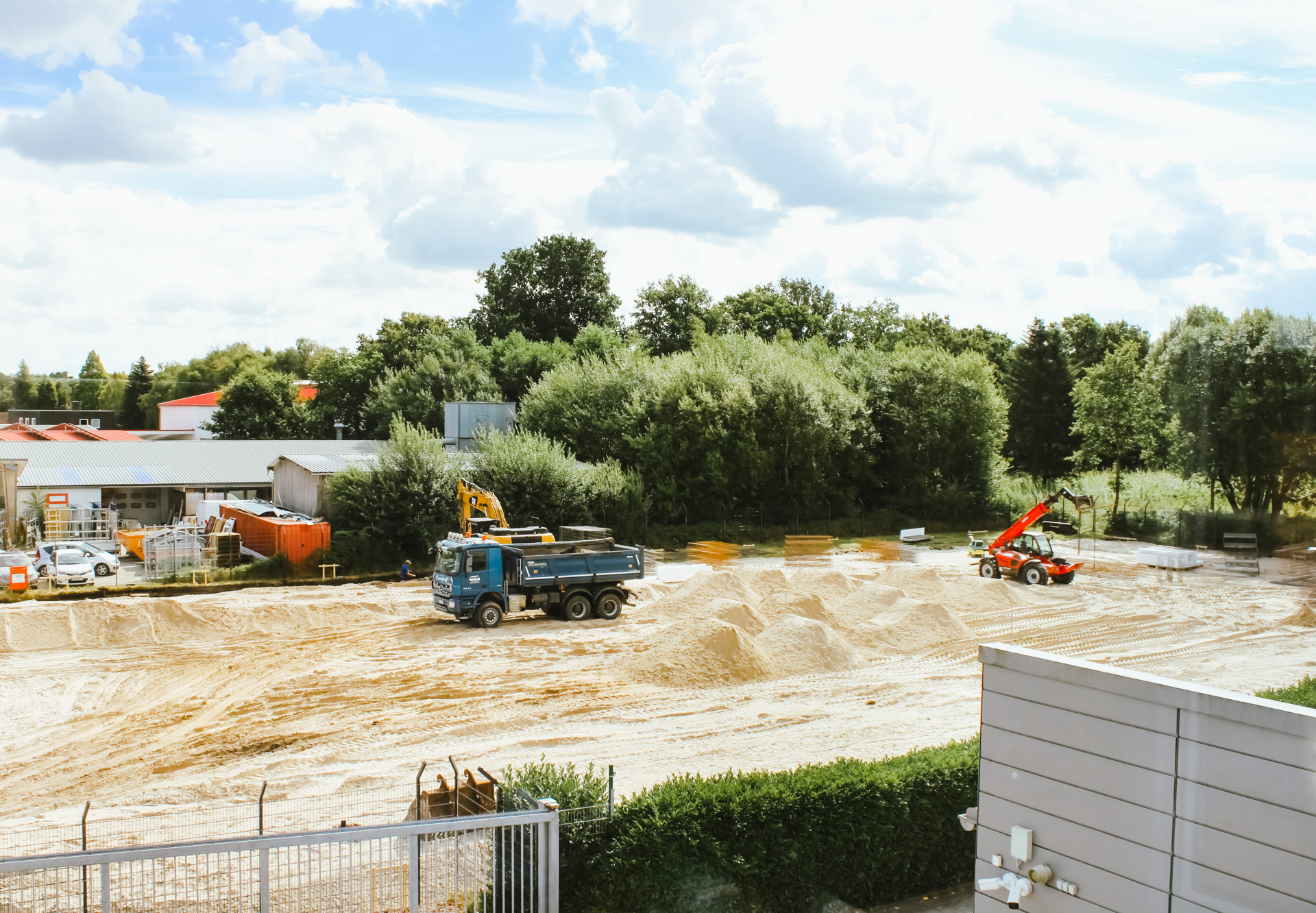 Erdarbeiten Neubau der neuen Lagerhalle